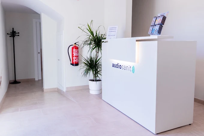 Audiosanit Centro Auditivo | Hearing Clinic